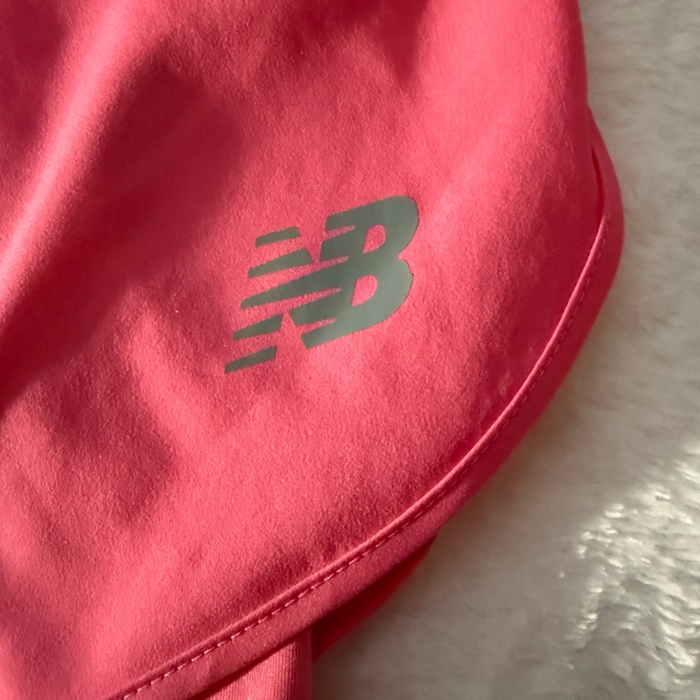 NWT women’s New Balance sport short 2 in 1 athletic shorts pink size XL - Picture 2 of 6